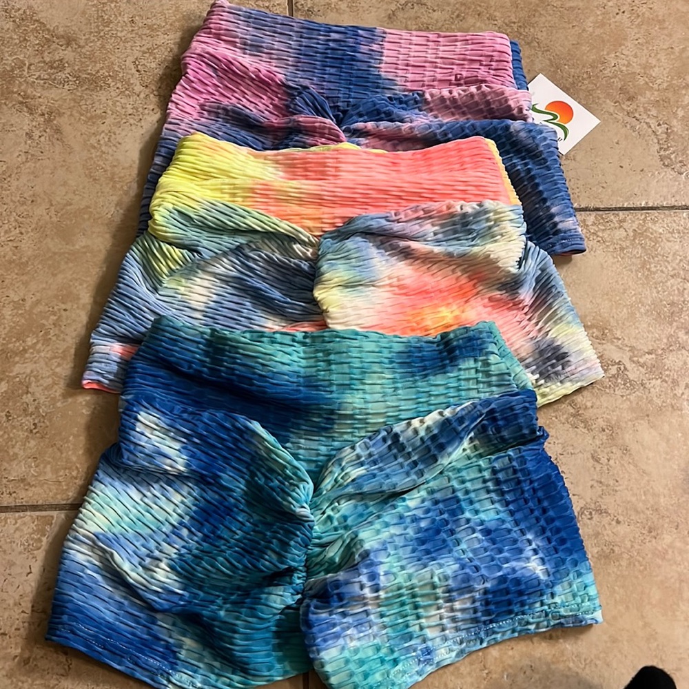 Zhuoou scrunch butt tie dye short (all 3 for price of 1)
